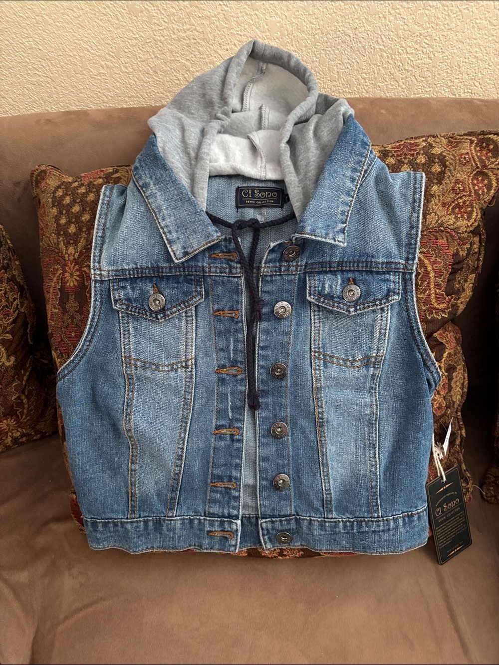Ci Sono Denim Vest with Gray Hooded Layer